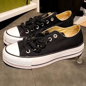 Converse platform shoes